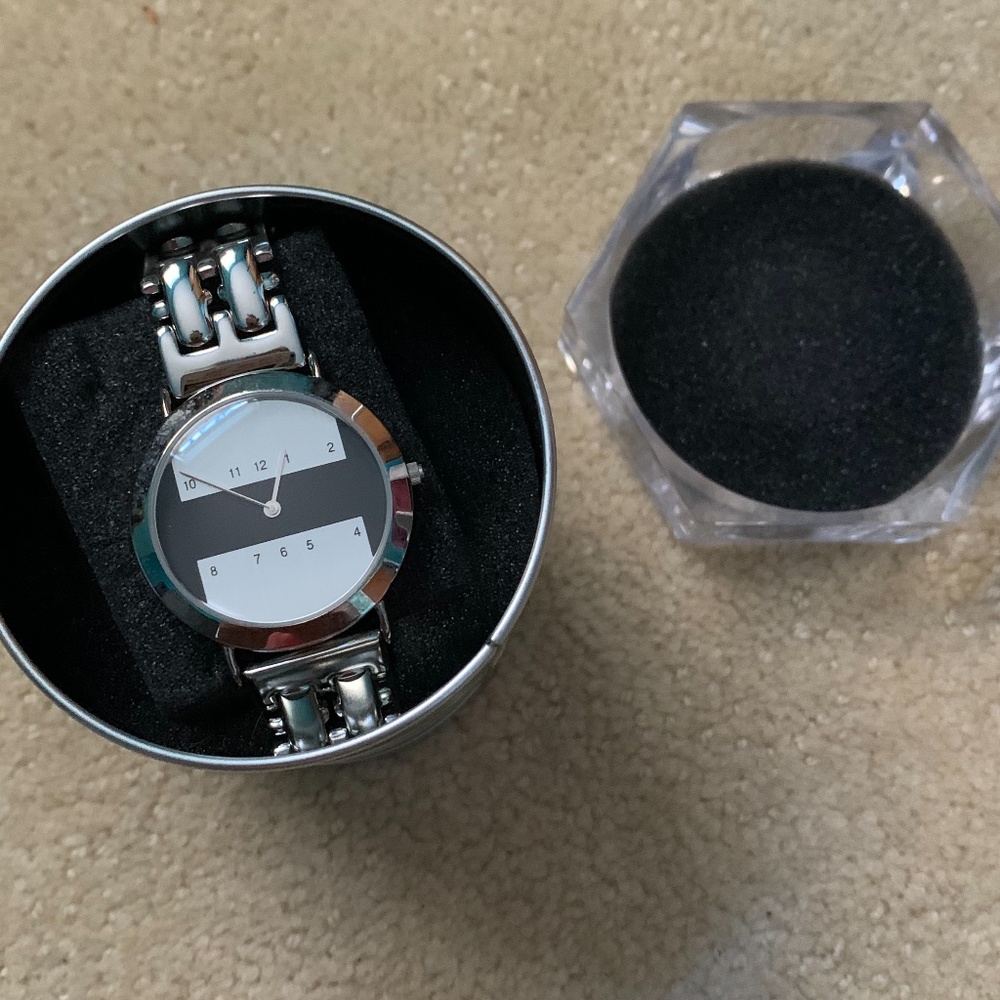 Android USA Contemporary black and white faced watch (unisex)